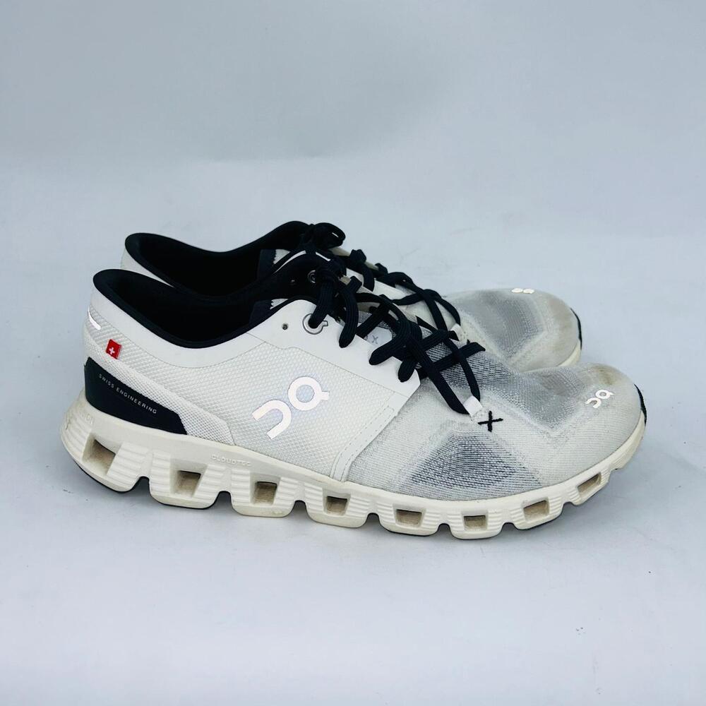 ON RUNNING CLOUD X3 WOMENS WHITE/BLACK COMFORTABLE FIRM RUNNING SHOES SIZE 8.5B